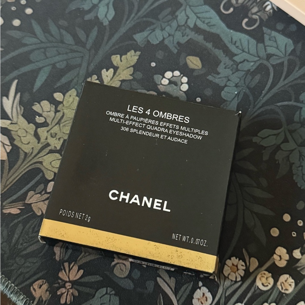 CHANEL Les 4 Ombres Eyeshadow Palette - Black and Gold Accents
